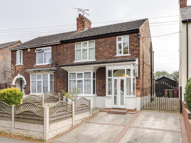 3 bedroom semi detached house for sale
