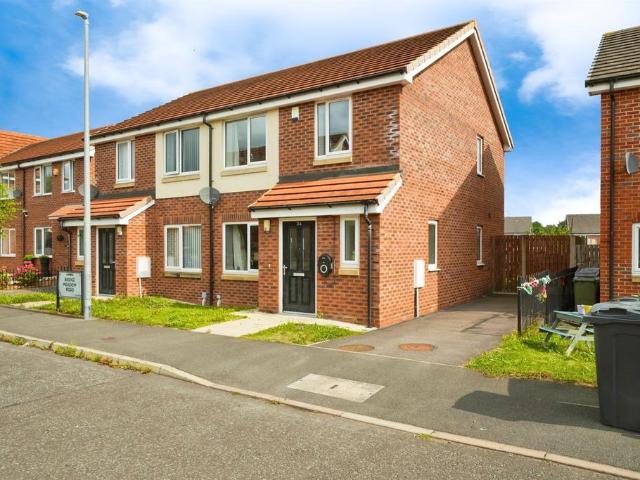 3 bedroom semi detached house for sale