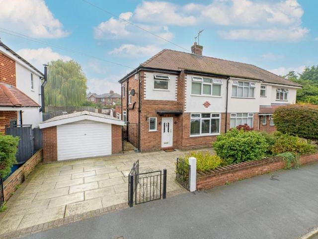 3 bedroom semi detached house for sale