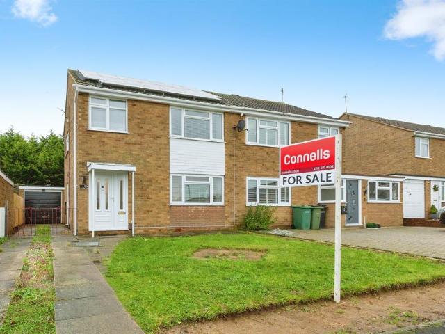 3 bedroom semi detached house for sale
