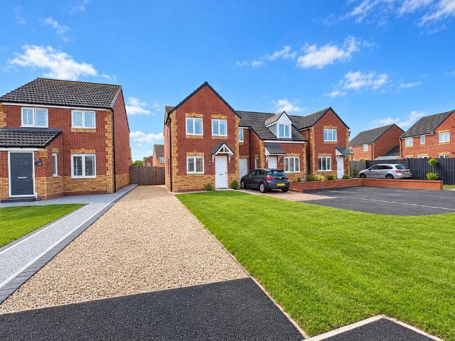 3 bedroom semi detached house for sale