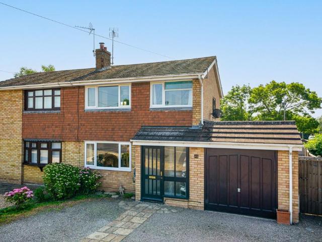 3 bedroom semi detached house for sale