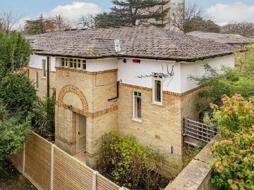 Southfields, SW18, Battersea Reach, London, Greater London