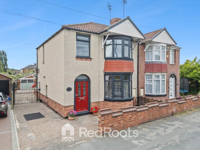 3 bedroom semi detached house for sale