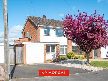 Stourbridge, West Midlands, Midlands - Garden