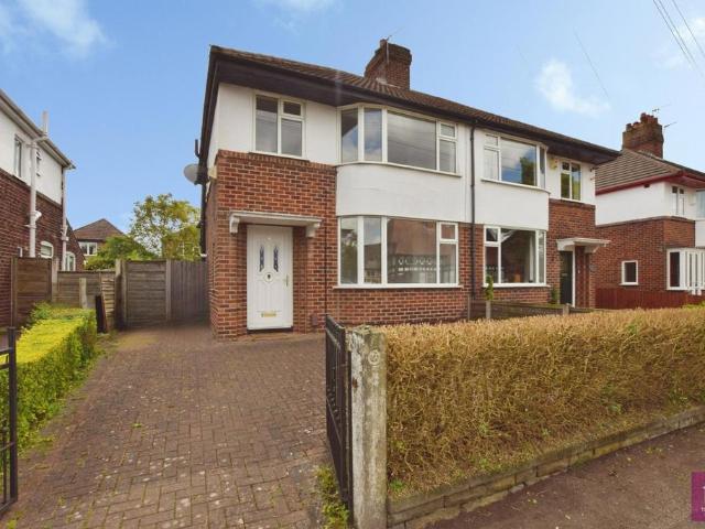 3 bedroom semi detached house for sale