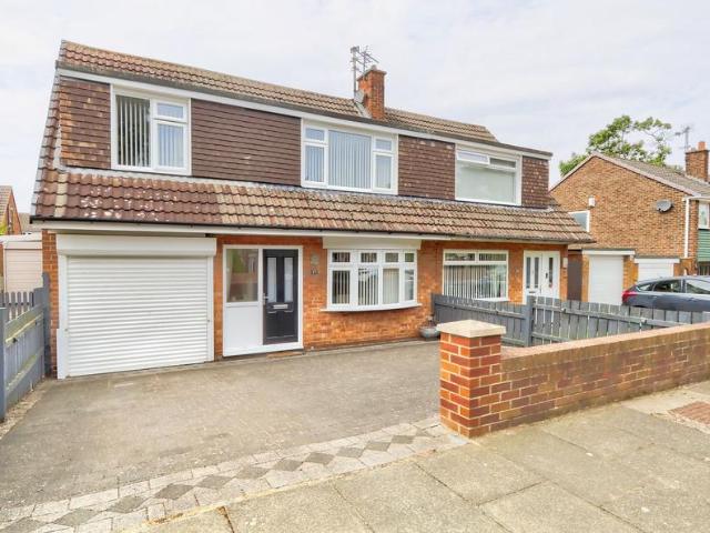 3 bedroom semi detached house for sale