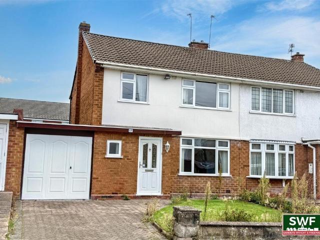 3 bedroom semi detached house for sale