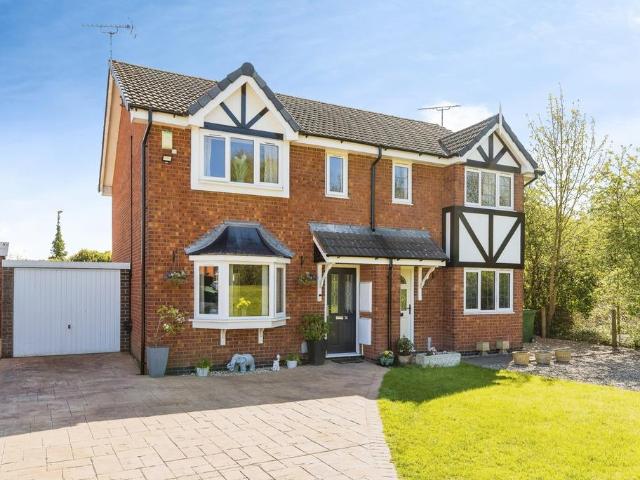 3 bedroom semi detached house for sale