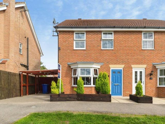 3 bedroom semi detached house for sale