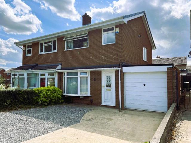 3 bedroom semi detached house for sale
