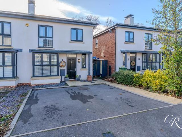 3 bedroom semi detached house for sale