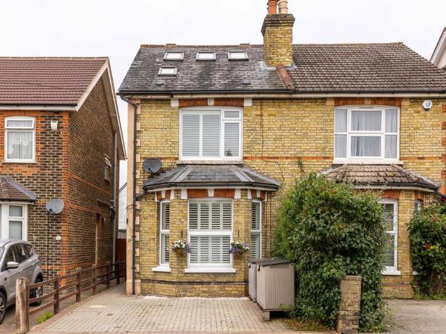 3 bedroom semi detached house for sale