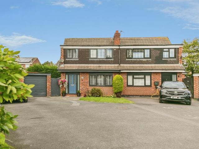 3 bedroom semi detached house for sale