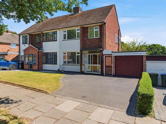3 bedroom semi detached house for sale