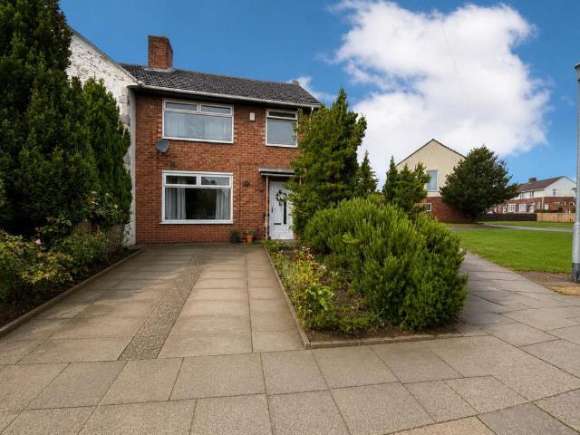 3 bedroom semi detached house for sale