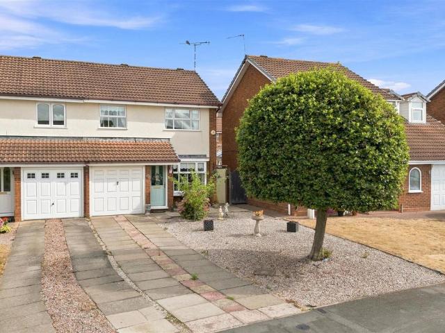 3 bedroom semi detached house for sale