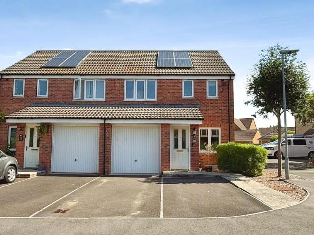 3 bedroom semi detached house for sale