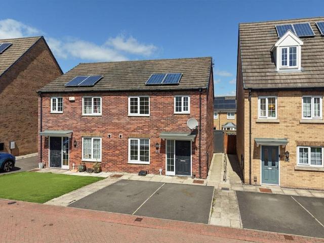 3 bedroom semi detached house for sale