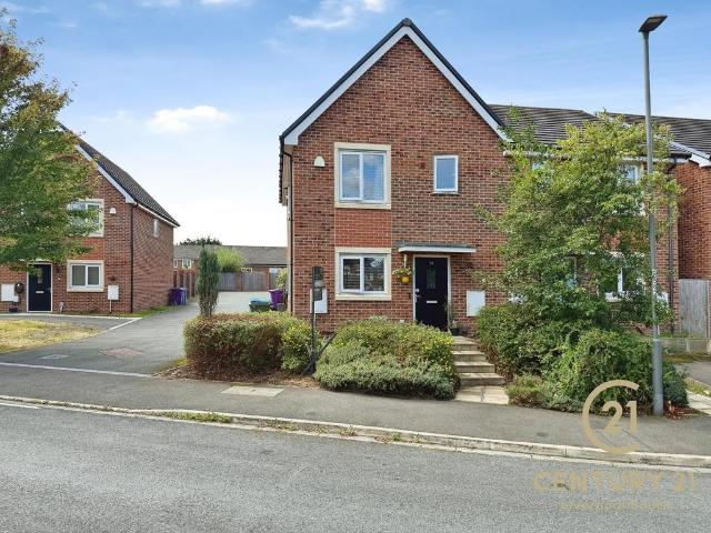 3 bedroom semi detached house for sale
