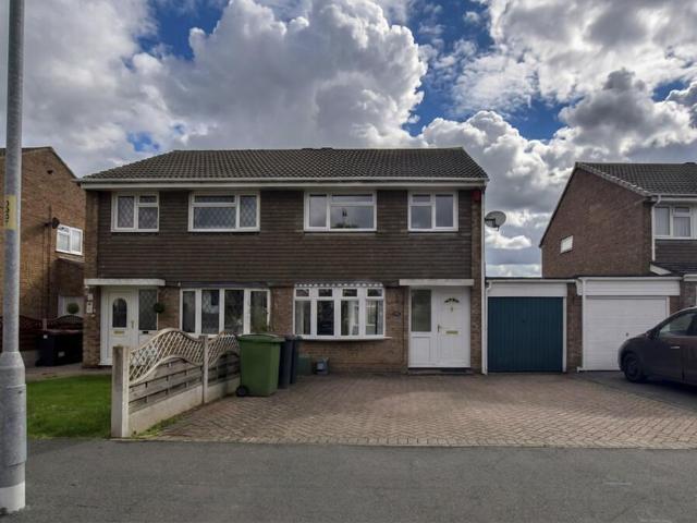3 bedroom semi detached house for sale