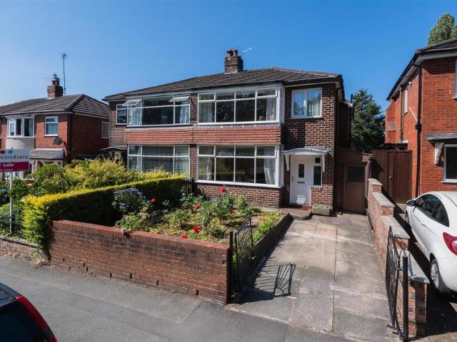 3 bedroom semi detached house for sale