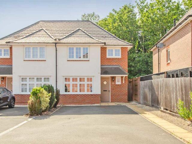 3 bedroom semi detached house for sale