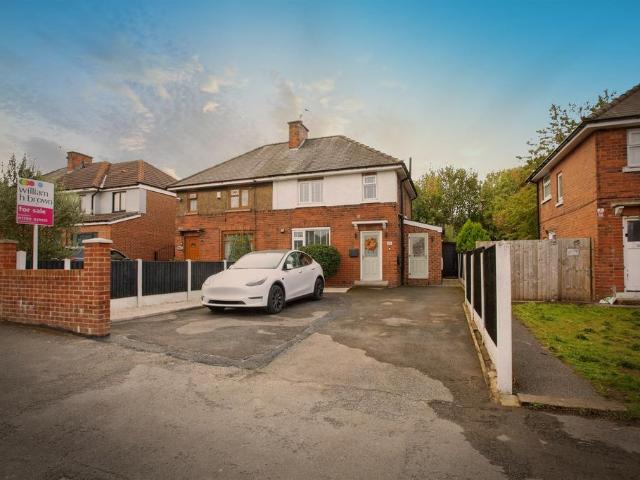 3 bedroom semi detached house for sale