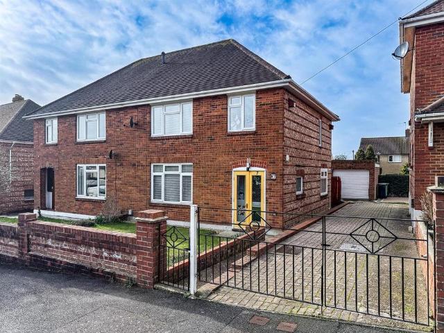 3 bedroom semi detached house for sale