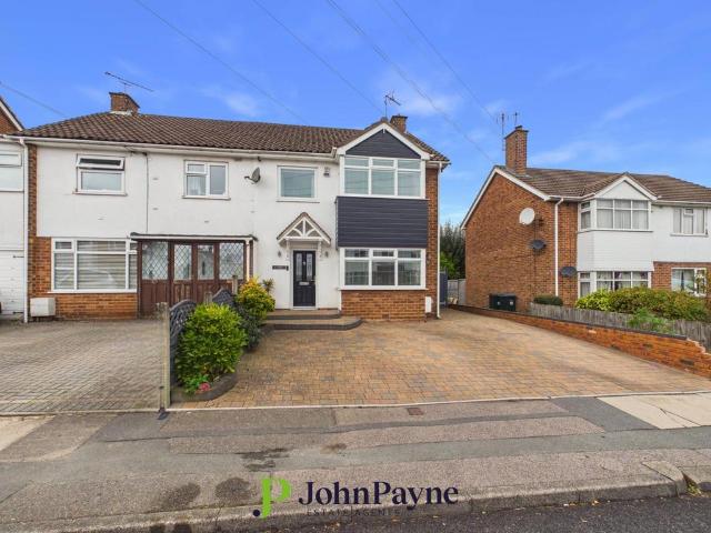 3 bedroom semi detached house for sale