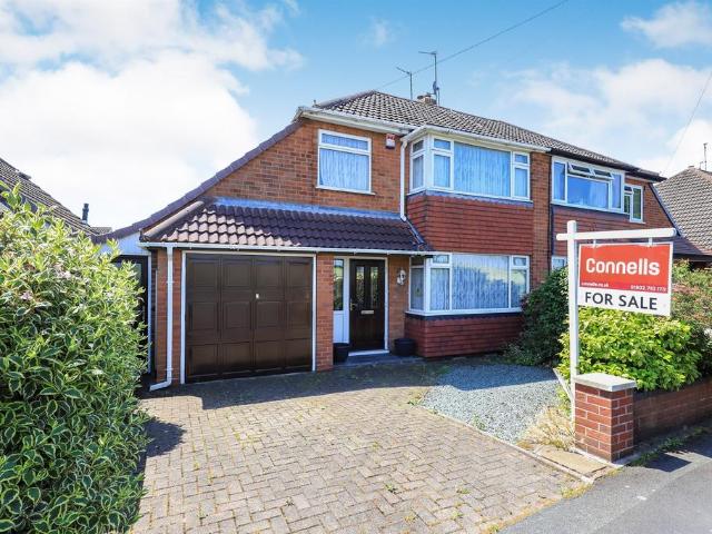 3 bedroom semi detached house for sale