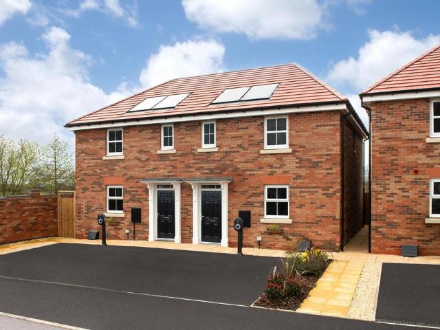 3 bedroom semi detached house for sale