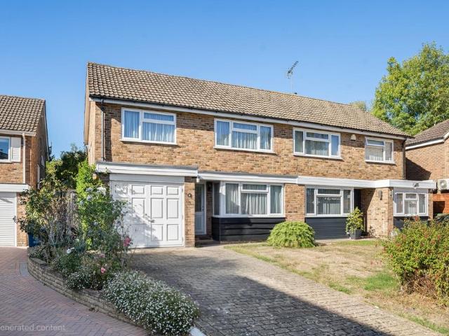 3 bedroom semi detached house for sale