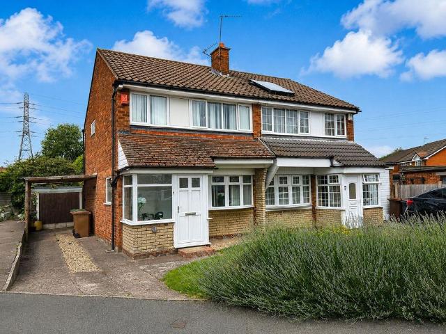 3 bedroom semi detached house for sale