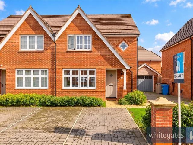 3 bedroom semi detached house for sale