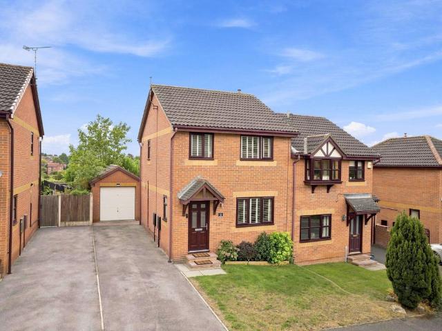3 bedroom semi detached house for sale