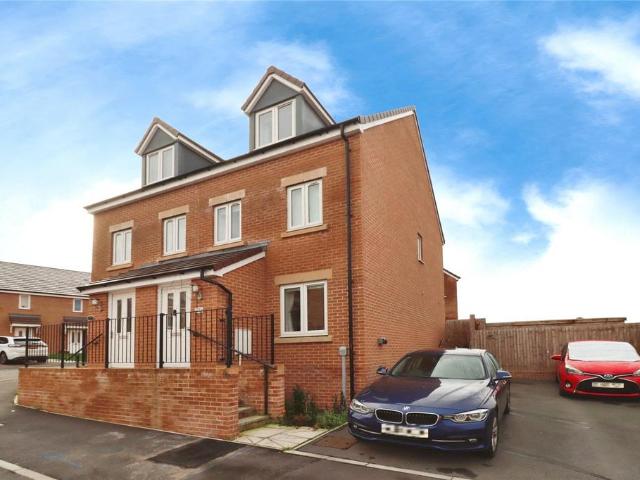 3 bedroom semi detached house for sale