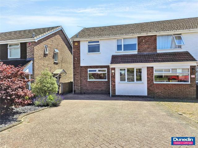 3 bedroom semi detached house for sale