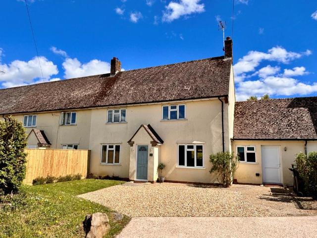 3 bedroom cottage for sale