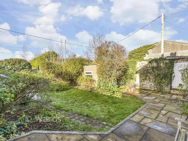3 bedroom cottage for sale