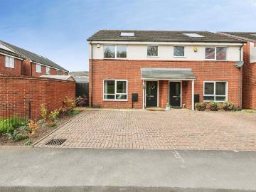 3 bedroom semi detached house for sale