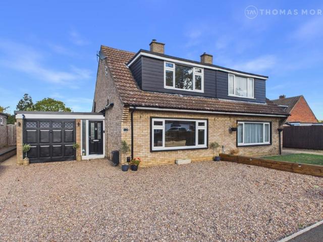 3 bedroom semi detached house for sale