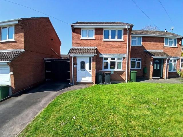 3 bedroom semi detached house for sale