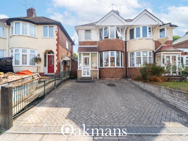 3 bedroom semi detached house for sale