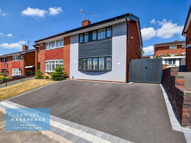 3 bedroom semi detached house for sale