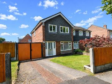 3 bedroom semi detached house for sale