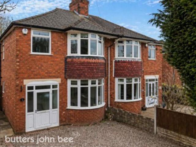 3 bedroom semi detached house for sale