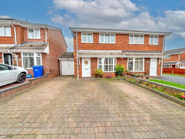 3 bedroom semi detached house for sale