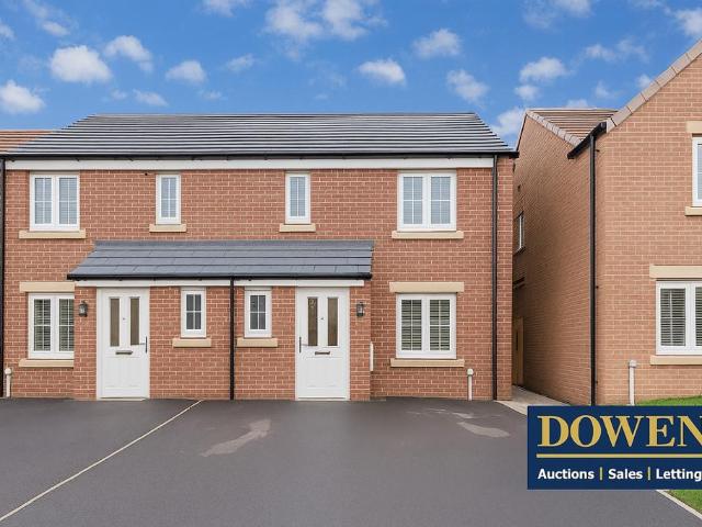 3 bedroom semi detached house for sale