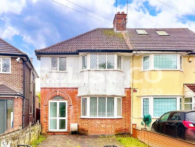 3 bedroom semi detached house for sale